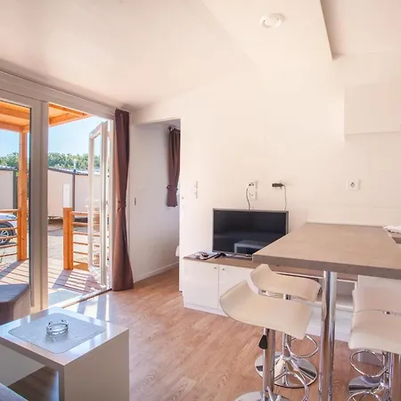 Camping Mobile Homes Delta Marine At Rapoca